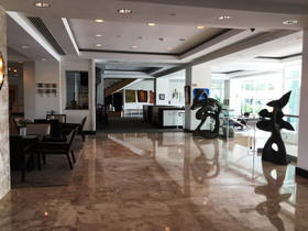 GALLERYone - a DoubleTree Suites by Hilton Hotel