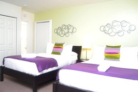 Grand Palm Plaza - Gay Men's Resort