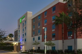 Holiday Inn Express Ft. Lauderdale Airport/Cruise