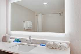 Holiday Inn Express Ft. Lauderdale Airport/Cruise