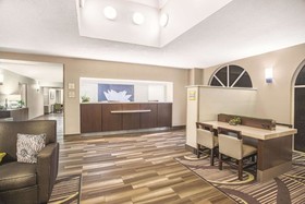 La Quinta Inn & Suites by Wyndham Fort Lauderdale Tamarac