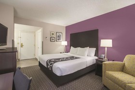 La Quinta Inn & Suites by Wyndham Fort Lauderdale Tamarac