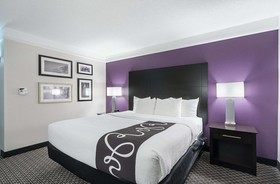 La Quinta Inn & Suites by Wyndham Fort Lauderdale Tamarac