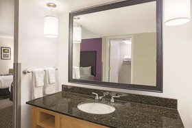 La Quinta Inn & Suites by Wyndham Fort Lauderdale Tamarac
