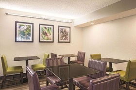 La Quinta Inn & Suites by Wyndham Fort Lauderdale Tamarac