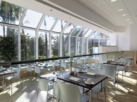 Pier Sixty-Six Hotel & Marina