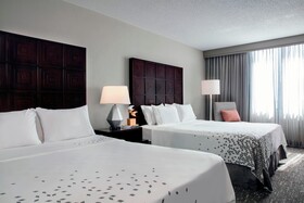 Renaissance Fort Lauderdale Cruise Port Hotel