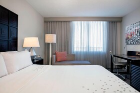 Renaissance Fort Lauderdale Cruise Port Hotel