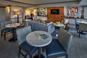 Renaissance Fort Lauderdale Cruise Port Hotel