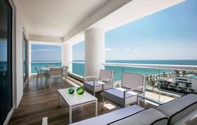 Conrad Fort Lauderdale Beach