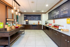 Hampton Inn & Suites Fort Myers-Colonial Blvd.