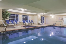 La Quinta Inn & Suites by Wyndham Fort Myers Airport