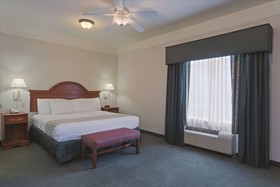 La Quinta Inn & Suites by Wyndham Fort Myers Airport