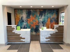 La Quinta Inn & Suites by Wyndham Ft. Myers-Sanibel Gateway