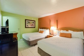 Pierview Hotel & Suites