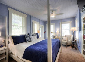 The Hibiscus House Bed and Breakfast