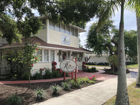 The Hibiscus House Bed and Breakfast