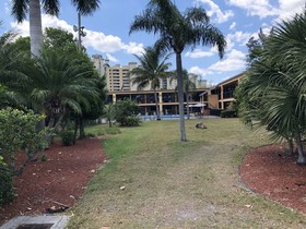 Travelodge by Wyndham Fort Myers North