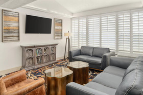 Doubletree by Hilton Fort Myers at Bell Tower Shops