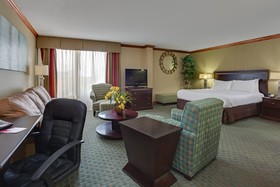Doubletree by Hilton Fort Myers at Bell Tower Shops