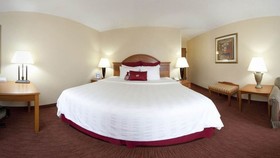 Doubletree by Hilton Fort Myers at Bell Tower Shops