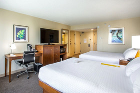 Doubletree by Hilton Fort Myers at Bell Tower Shops