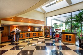 Doubletree by Hilton Fort Myers at Bell Tower Shops