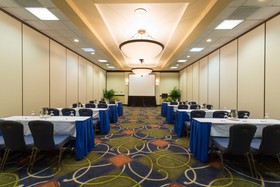 Doubletree by Hilton Fort Myers at Bell Tower Shops
