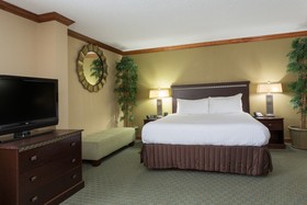 Doubletree by Hilton Fort Myers at Bell Tower Shops
