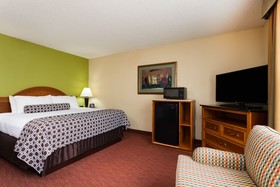 Doubletree by Hilton Fort Myers at Bell Tower Shops