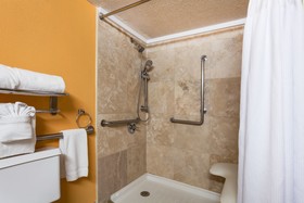 Doubletree by Hilton Fort Myers at Bell Tower Shops