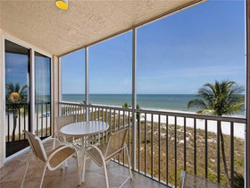 Estero Island Beach Villas