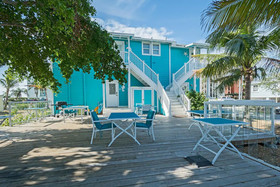 Golden Palm Estate