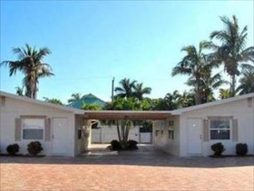 Gulf Breeze Condos
