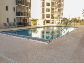 Island Winds Condominium
