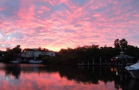 Manatee Bay Inn