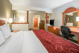Comfort Suites