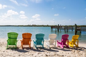 Hutchinson Island Plaza Hotel & Suites