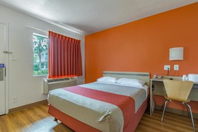 Motel 6 Fort Pierce