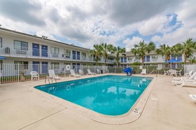 Motel 6 Fort Pierce