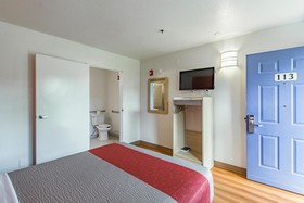 Motel 6 Fort Pierce