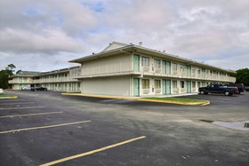 Motel 6 Fort Pierce