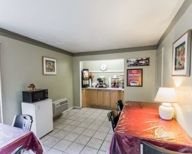 Regency Inn