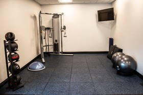 Holiday Inn Express & Suites Gainesville I-75