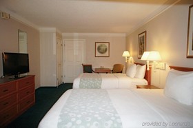 Days Inn by Wyndham Gainesville University I-75