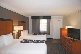Days Inn by Wyndham Gainesville University I-75