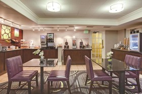 Days Inn by Wyndham Gainesville University I-75
