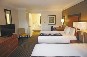 Days Inn by Wyndham Gainesville University I-75