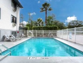 Super 8 by Wyndham Gainesville