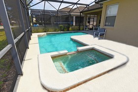 Calabay Parc at Tower Lake